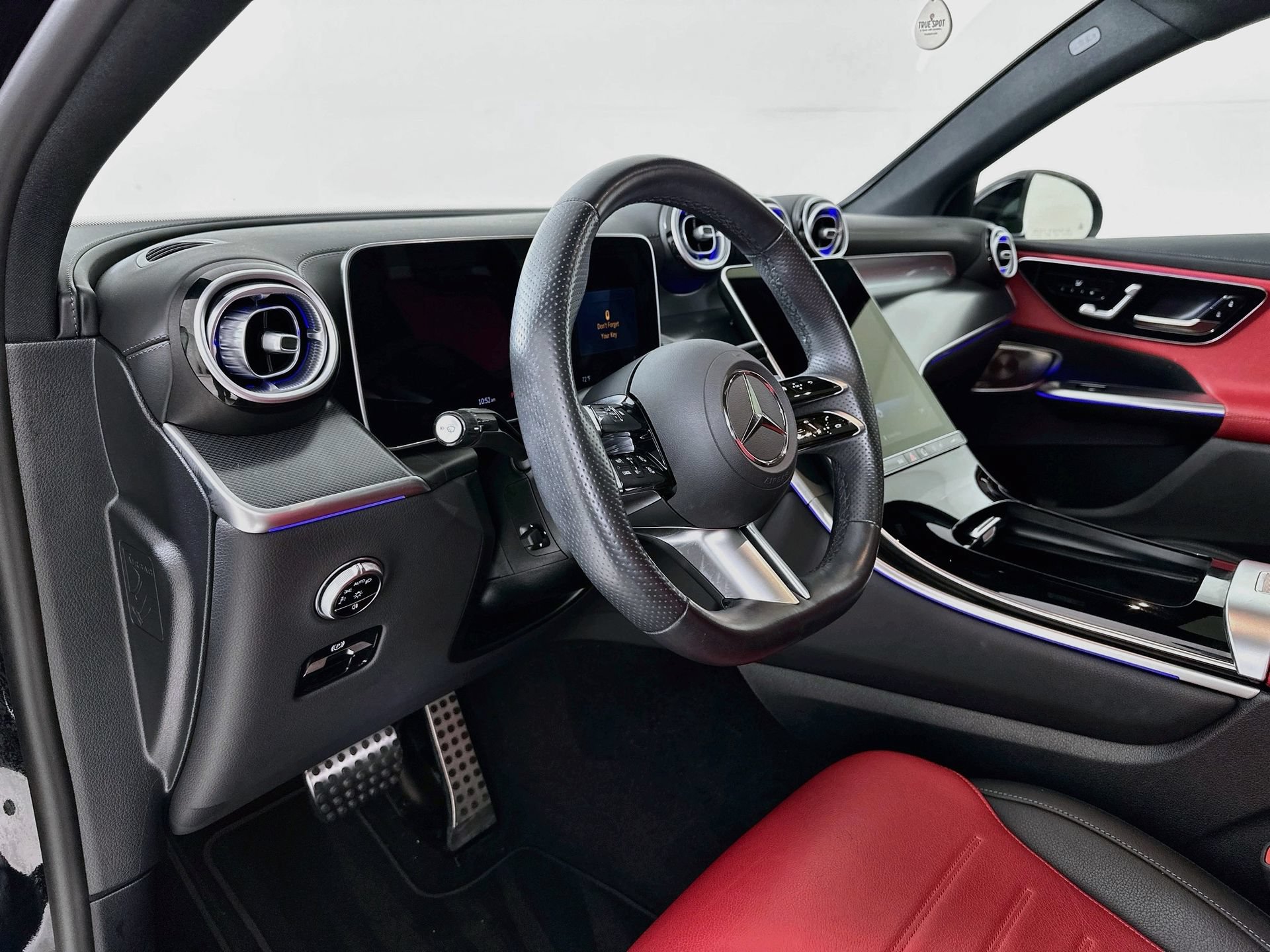 Certified 2025 Mercedes-Benz GLC 300 4MATIC image 10
