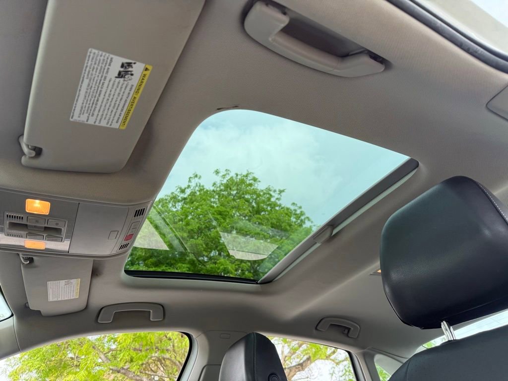 Used 2019 Volkswagen Jetta SEL w/ Cold Weather Package image 17