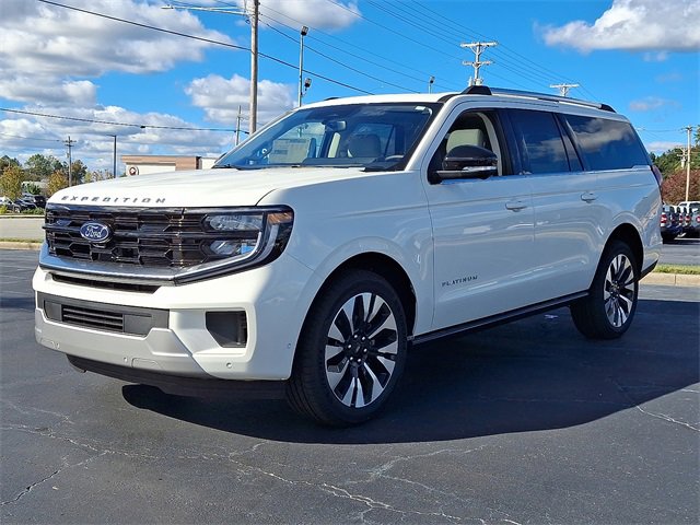 New 2025 Ford Expedition Max Platinum w/ Driver's Package image 3
