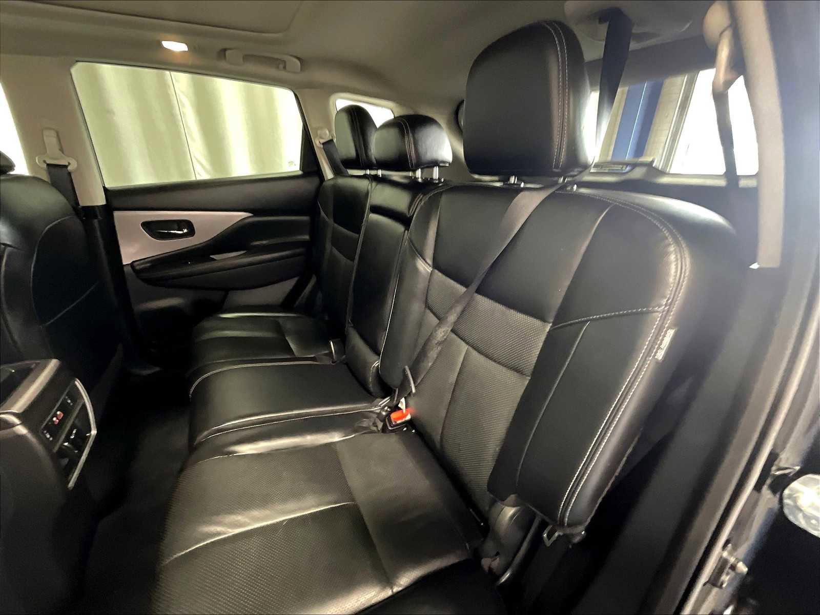 Used 2021 Nissan Murano SL w/ SL Moonroof Package image 15