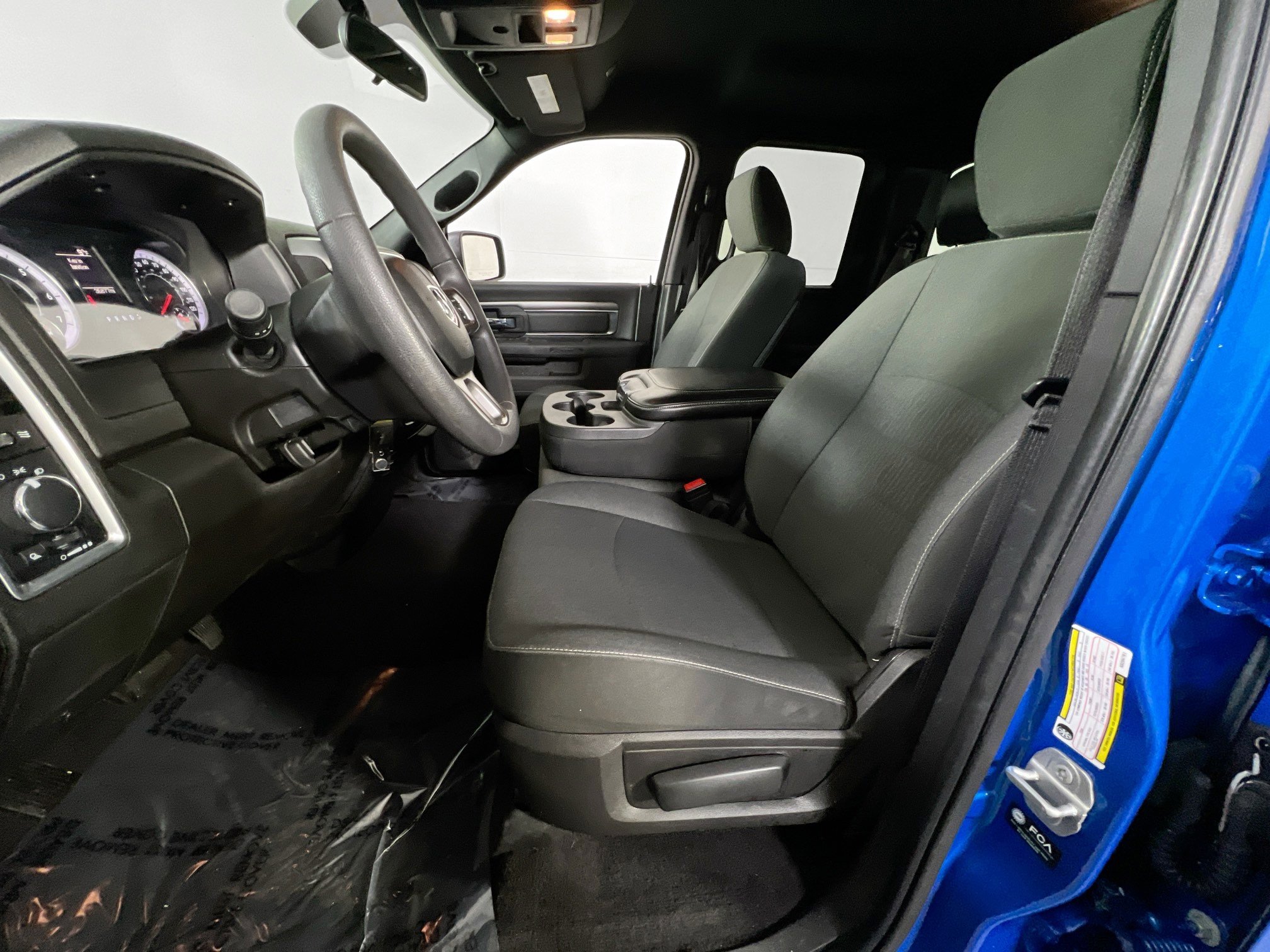 Used 2022 RAM 1500 Classic Warlock AWD/4WD image 19