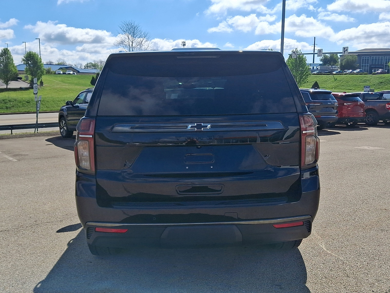 Used 2021 Chevrolet Tahoe Z71 w/ Rear Media and Nav Package image 5