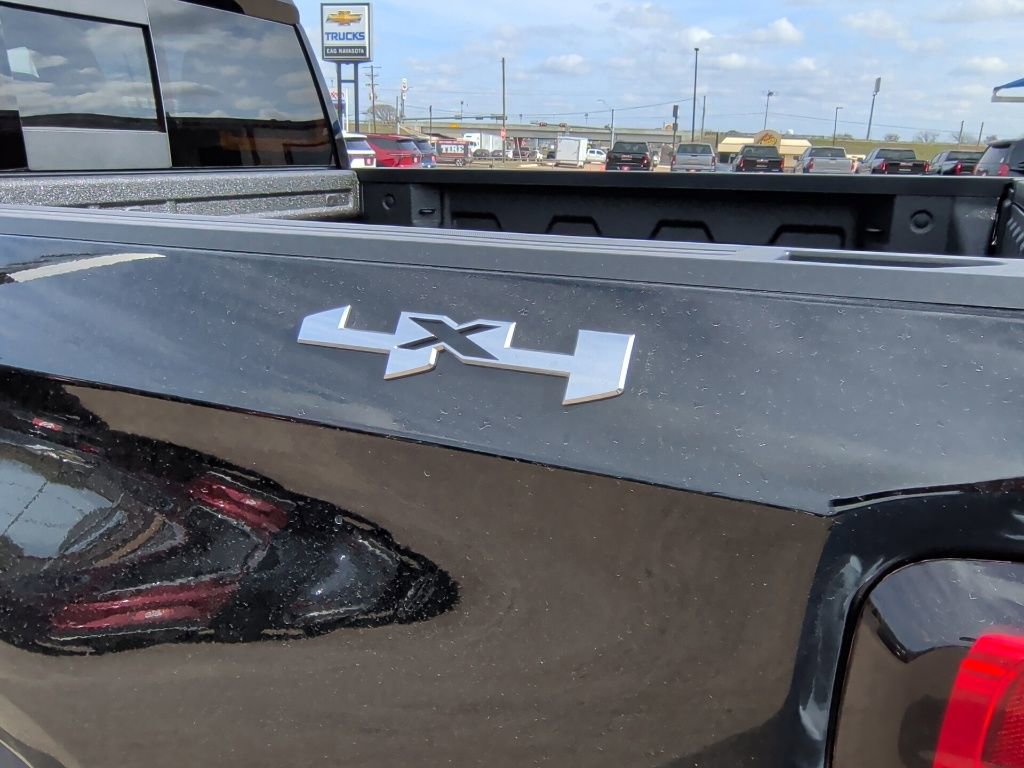 New 2026 GMC Sierra 1500 SLT image 50