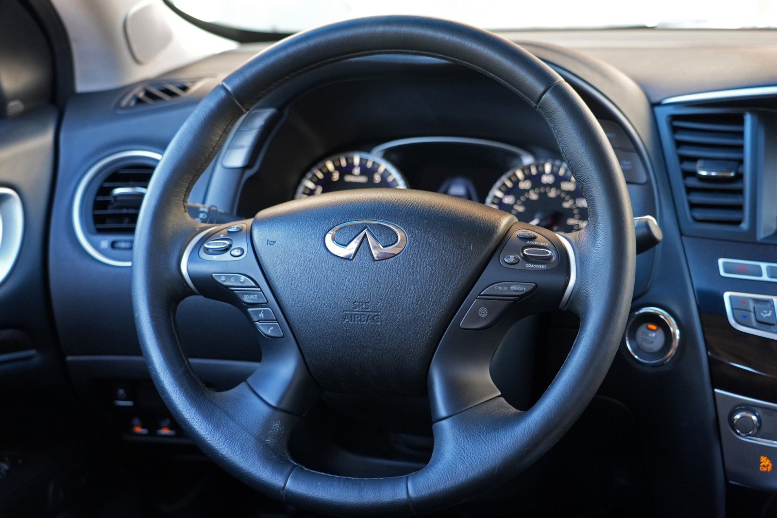 Used 2015 INFINITI QX60 FWD w/ Premium Plus Package image 21