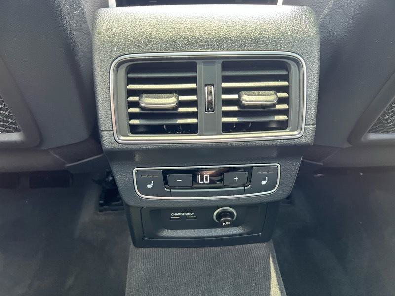 Used 2019 Audi Q5 2.0T Premium Plus w/ Premium Plus Package AWD/4WD image 12