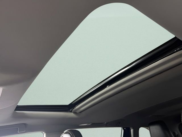 Used 2018 Toyota Highlander Limited image 26