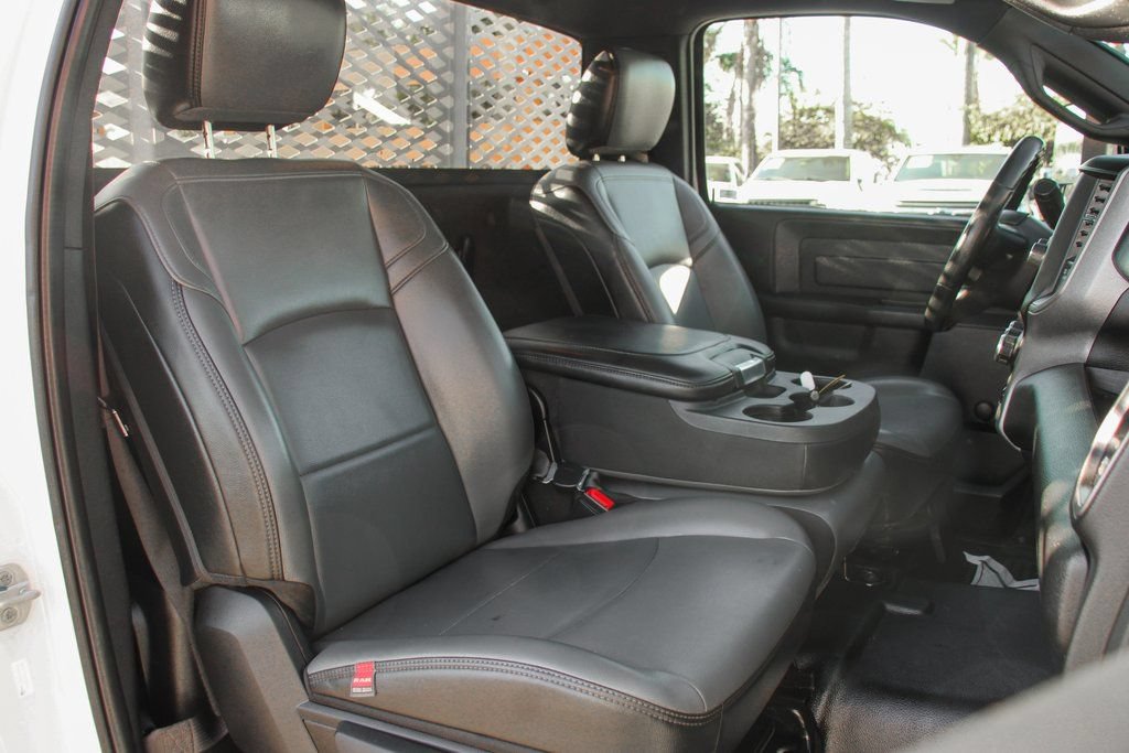 Used 2021 RAM 4500 Tradesman RWD image 29
