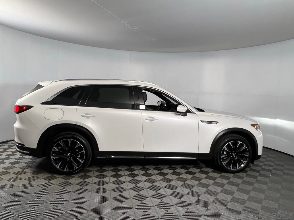 Used 2025 MAZDA CX-90 Plug-In Hybrid w/ Premium Plus image 3