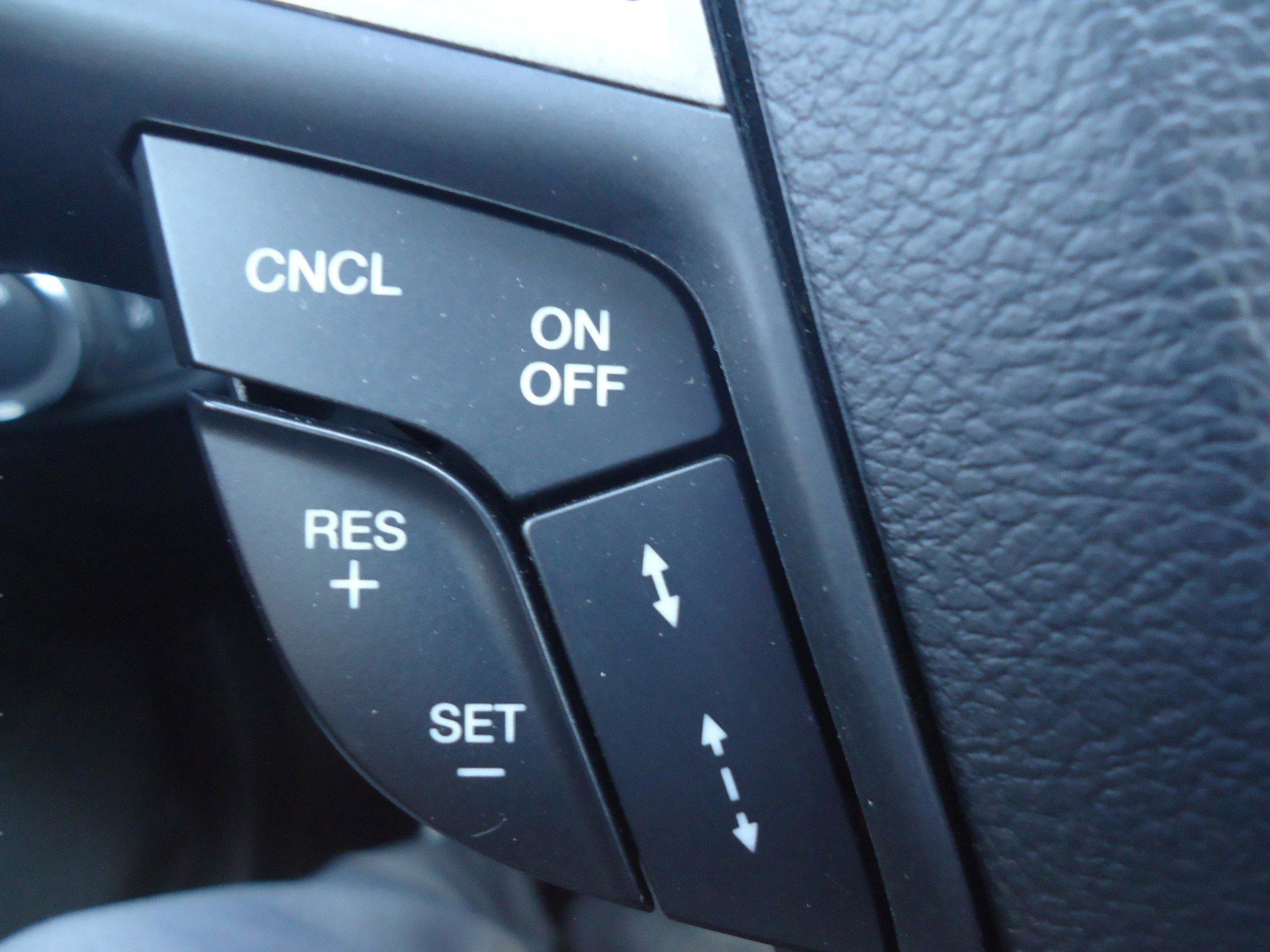 Used 2019 Ford Fusion SE FWD image 21