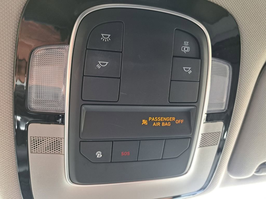 Used 2022 Hyundai Santa Fe SEL image 16