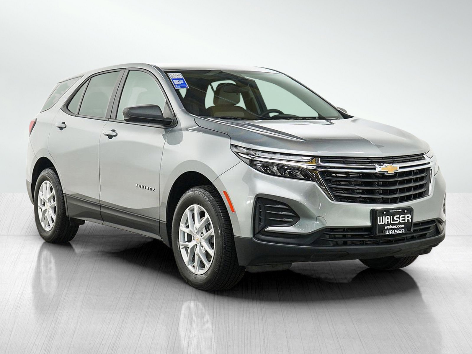 Used 2024 Chevrolet Equinox LS w/ LS Convenience Package AWD/4WD image 7