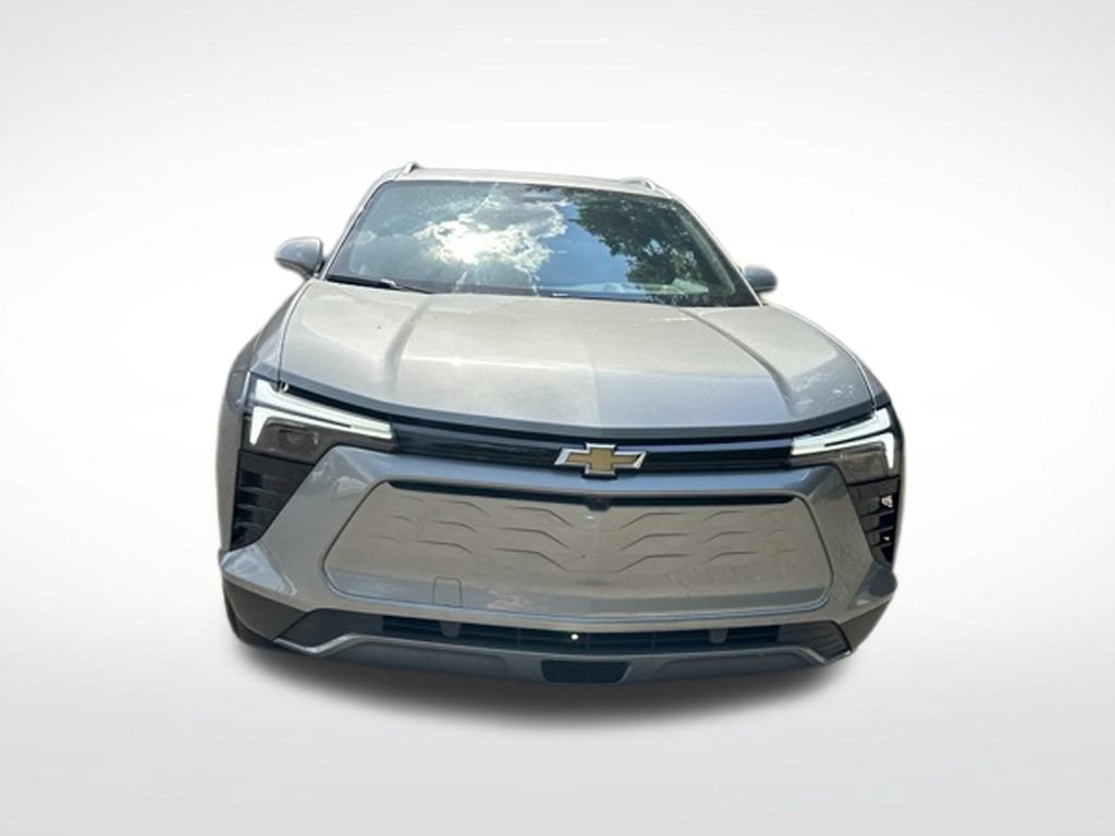Used 2024 Chevrolet Blazer EV LT AWD/4WD image 9