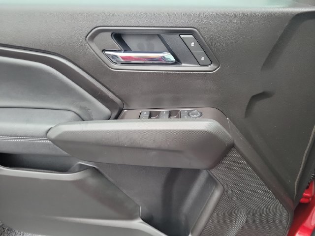 Used 2025 Chevrolet Colorado LT RWD image 15
