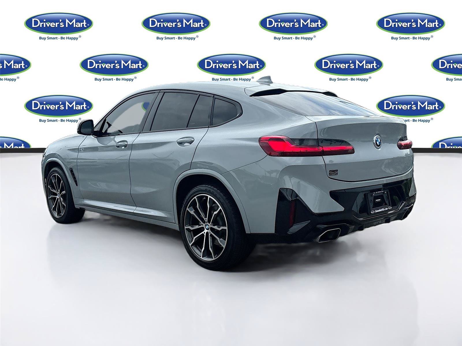 Used 2022 BMW X4 xDrive30i w/ M Sport Package 2 AWD/4WD image 5