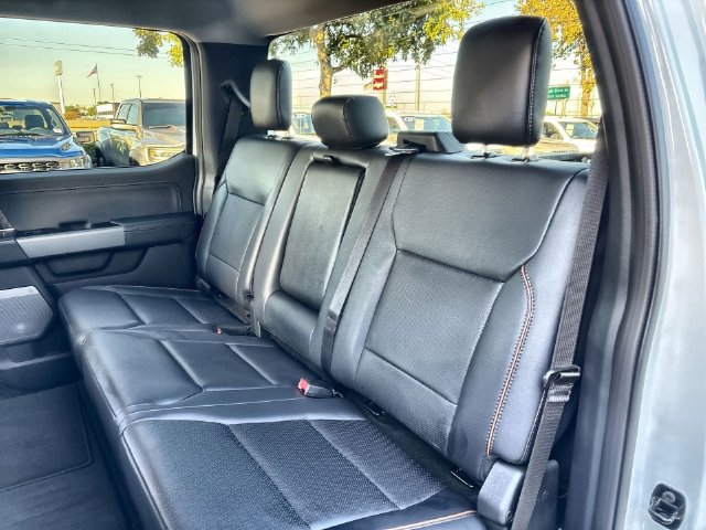 Used 2026 Ford F250 Lariat w/ FX4 Off-Road Package AWD/4WD image 31