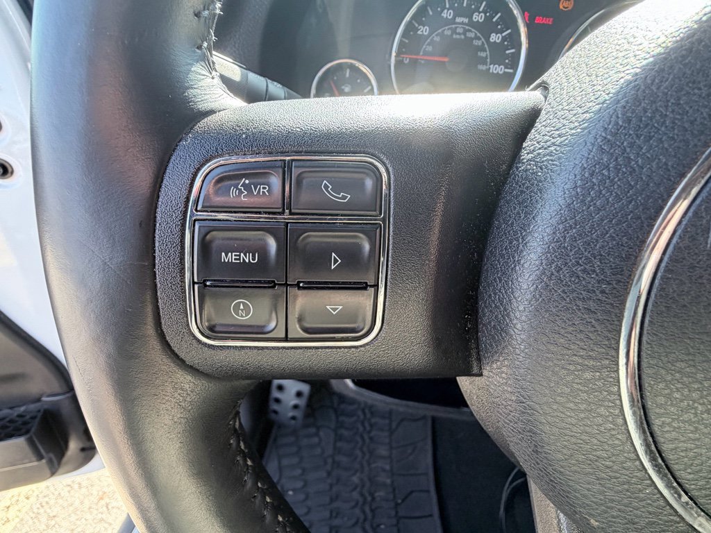 Used 2014 Jeep Wrangler Unlimited Rubicon w/ Connectivity Group image 14