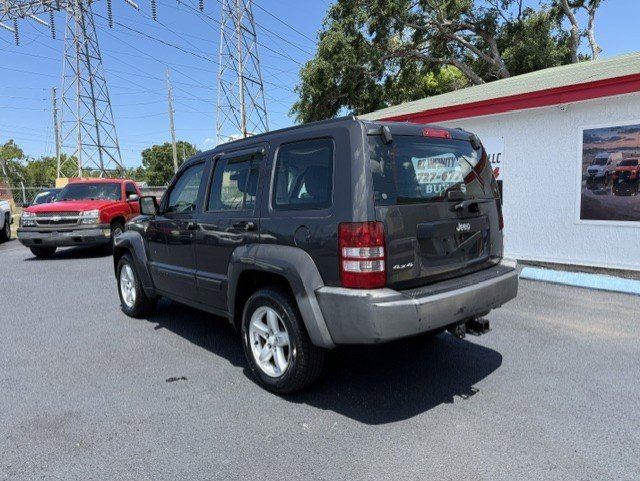 Used 2010 Jeep Liberty Sport w/ Trailer Tow Class III Group AWD/4WD image 6