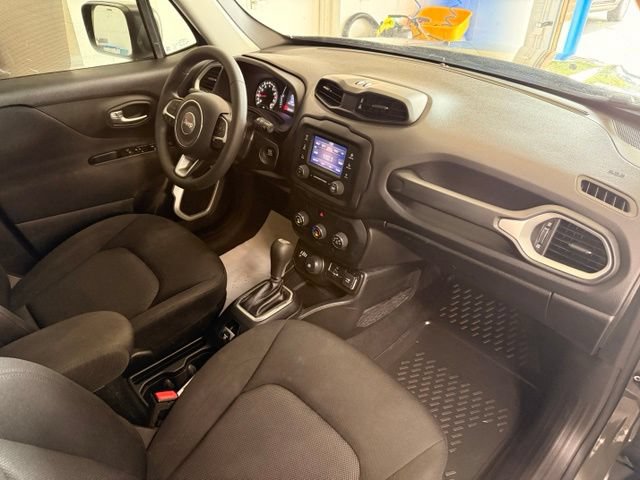 Used 2020 Jeep Renegade Sport AWD/4WD image 27