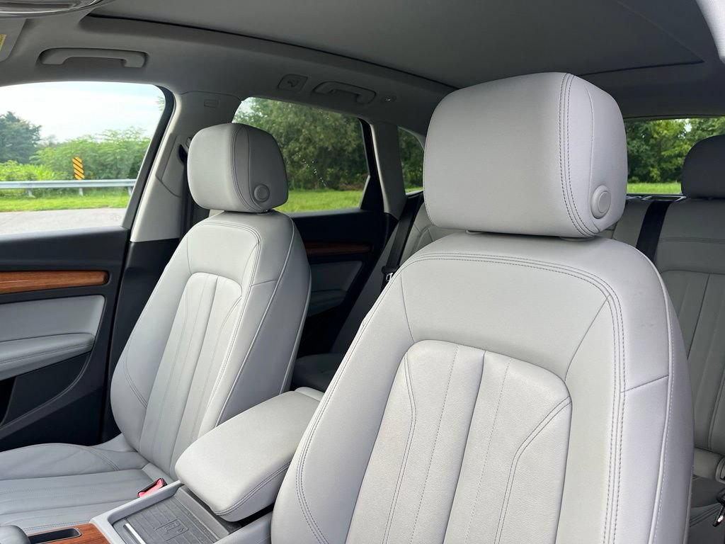 Used 2021 Audi Q5 2.0T Premium Plus AWD/4WD image 18