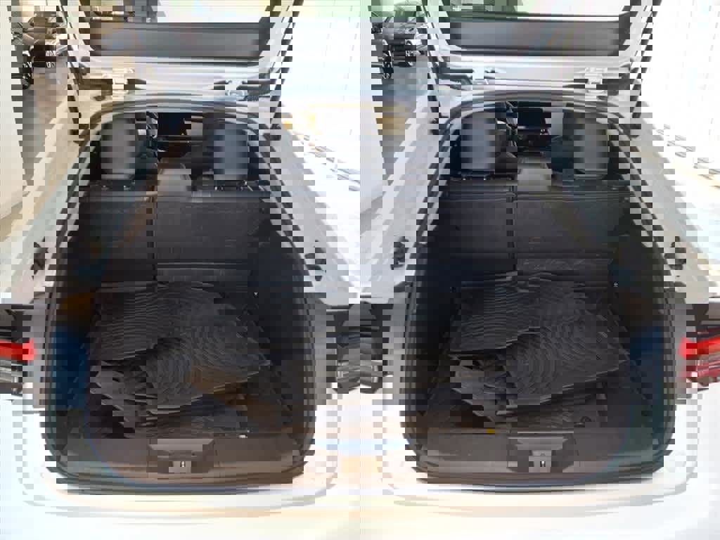 Used 2025 Toyota Prius AWD image 17