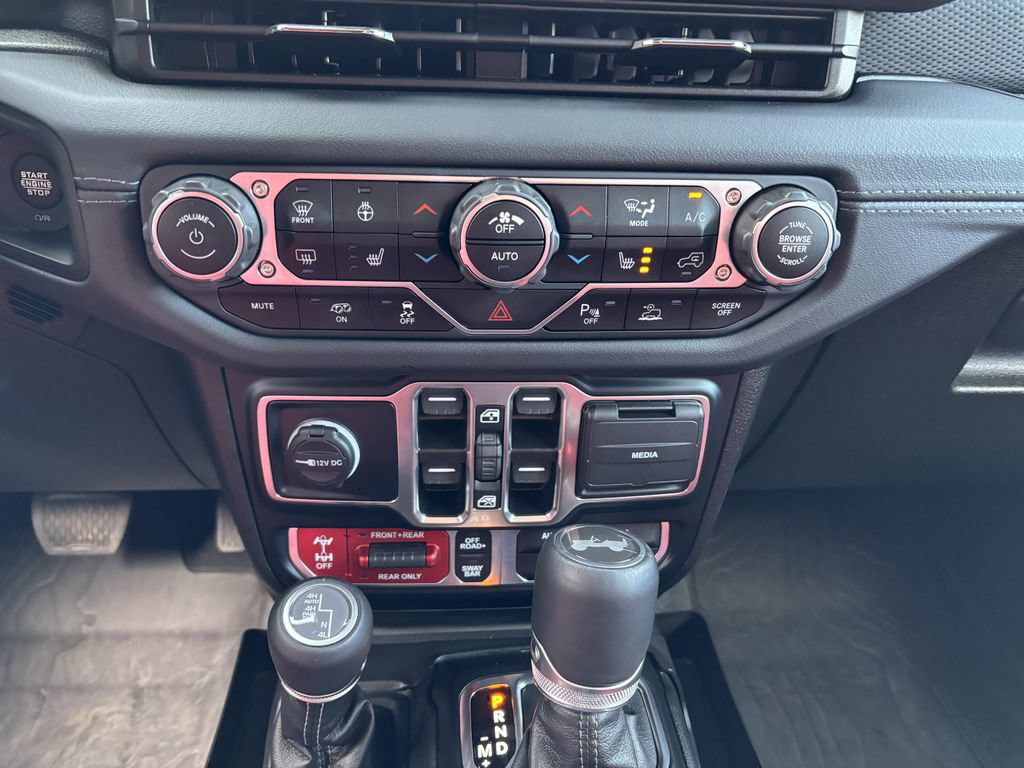 Used 2024 Jeep Wrangler Unlimited Rubicon 392 AWD/4WD image 18