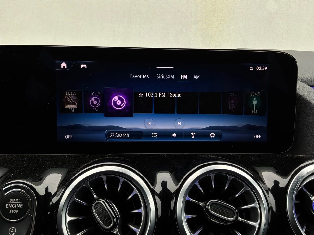 Used 2025 Mercedes-Benz GLA 250 image 33