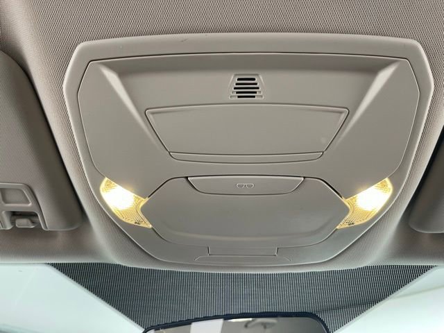 Used 2017 Ford Escape SE image 44