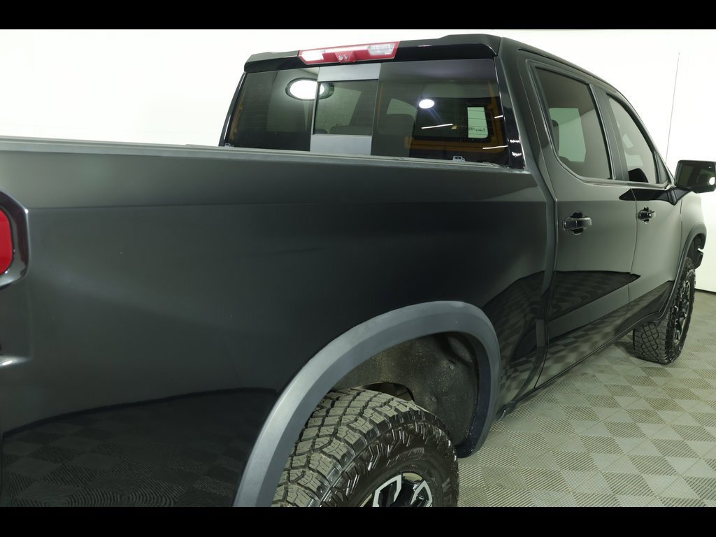 Used 2022 Chevrolet Silverado 1500 ZR2 w/ Technology Package image 24