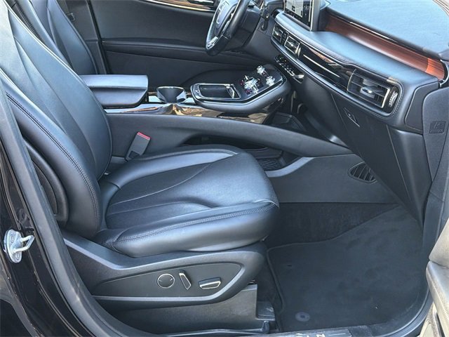 Used 2022 Lincoln Nautilus Reserve w/ Equipment Group 201A image 37