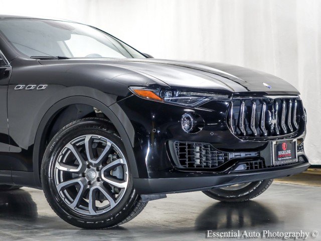 Used 2018 Maserati Levante AWD/4WD image 2