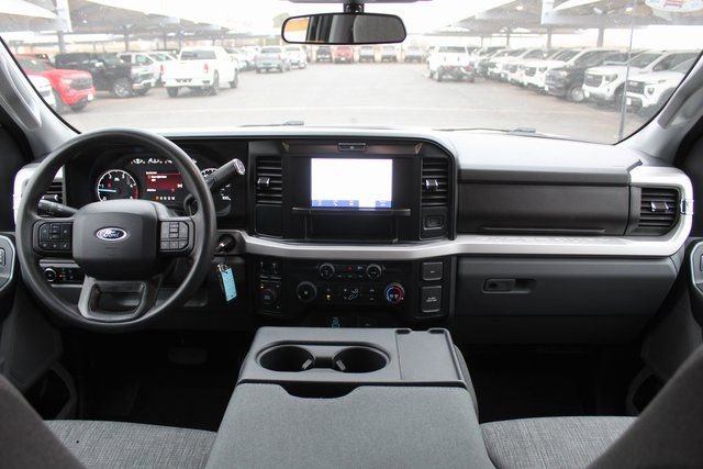 Used 2025 Ford F250 XLT image 20