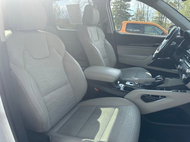 Used 2020 Kia Telluride SX w/ SX Prestige Package AWD/4WD image 14