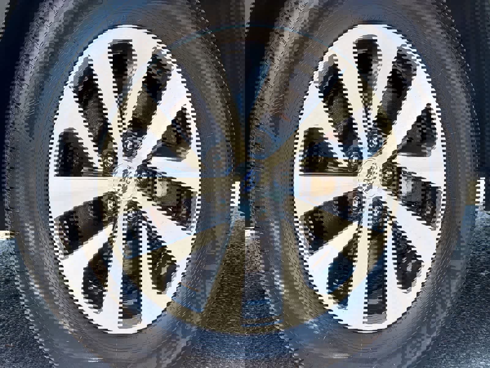 Certified 2023 Subaru Outback Premium image 14