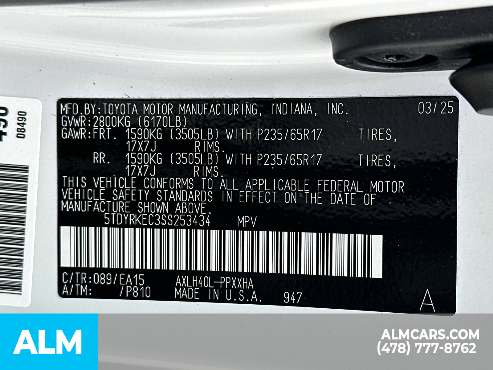 Used 2025 Toyota Sienna XLE FWD image 36