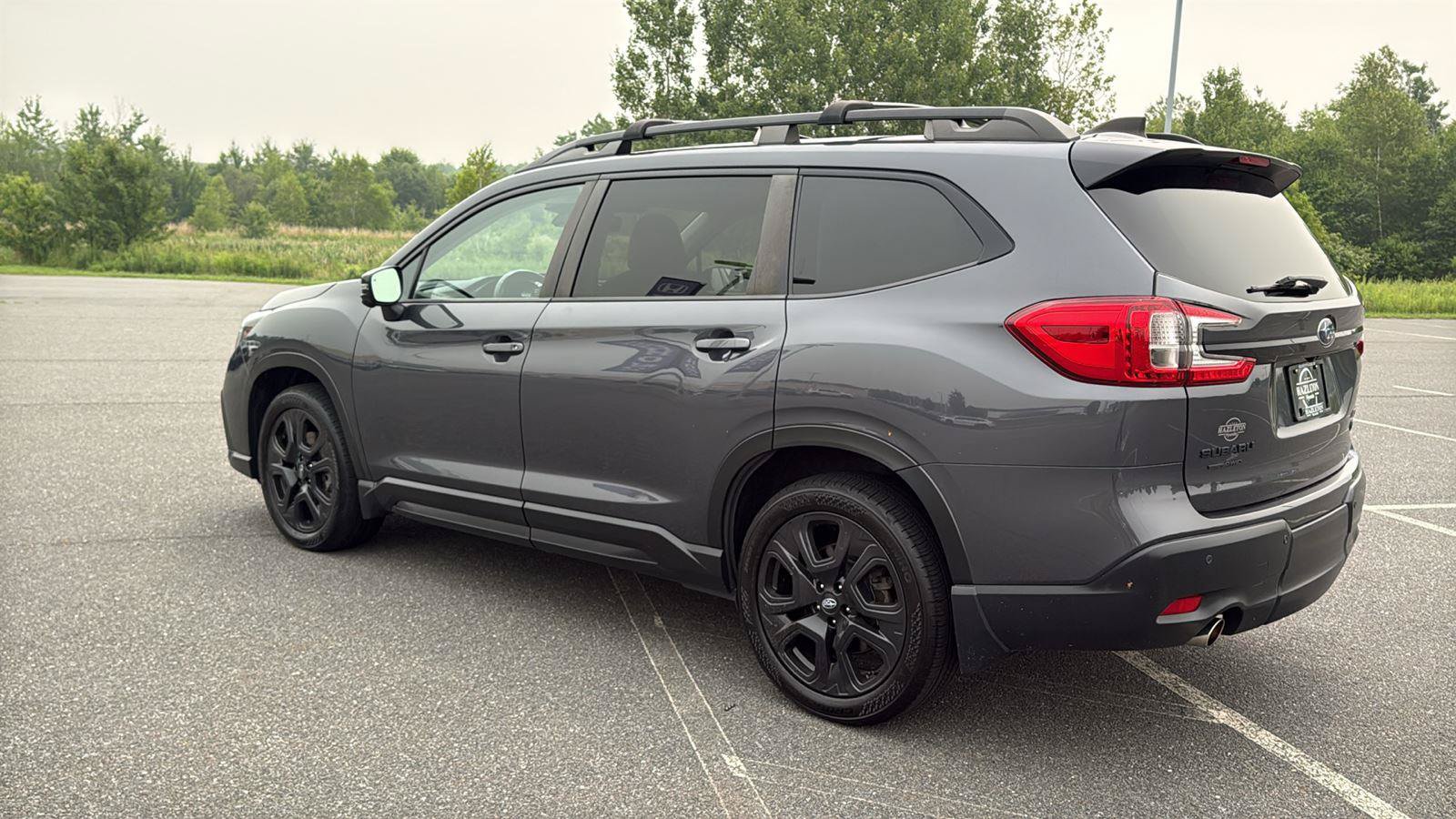 Used 2023 Subaru Ascent Onyx Edition Limited AWD/4WD image 8