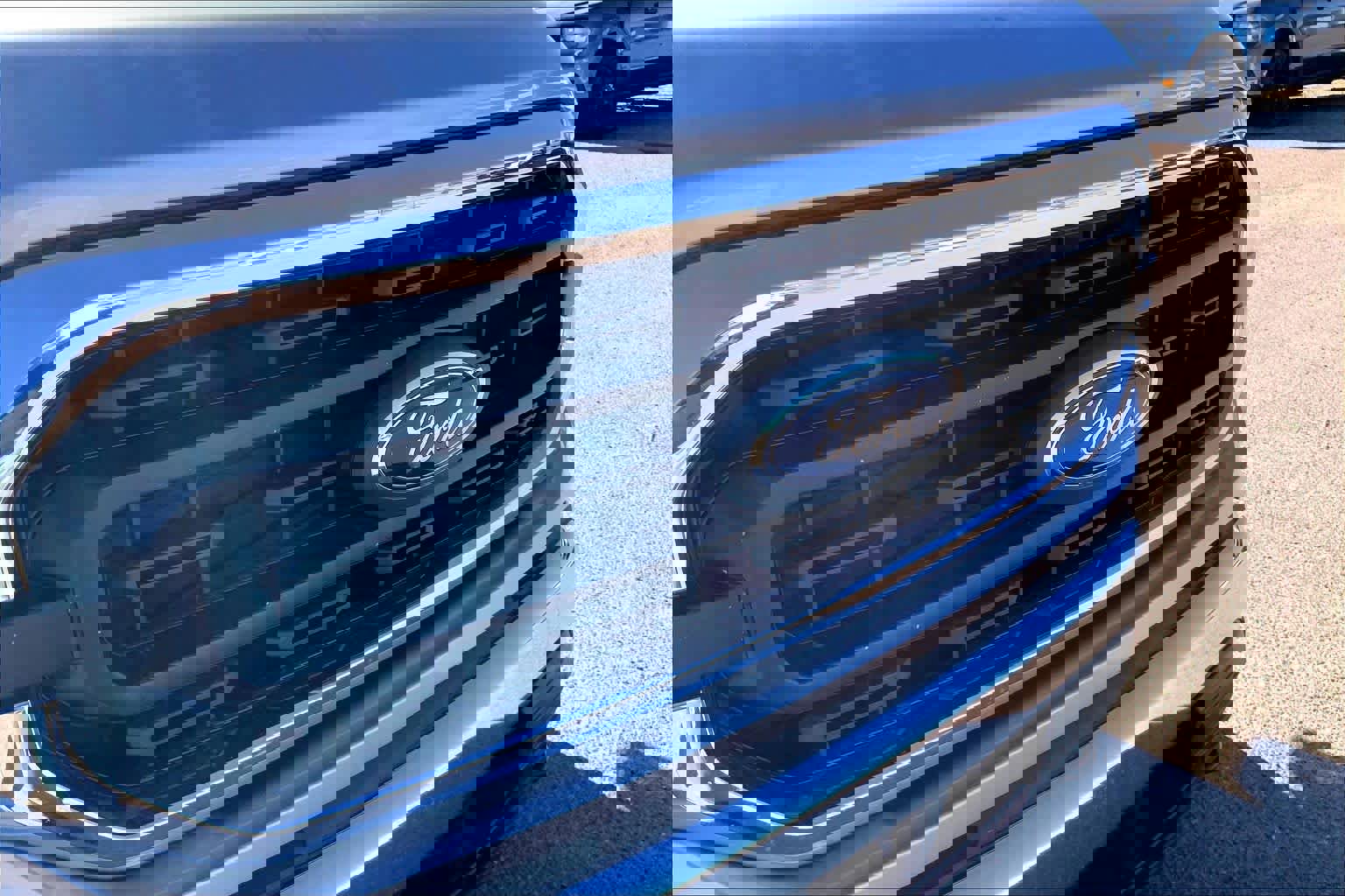 Used 2023 Ford F150 XLT w/ Trailer Tow Package image 37