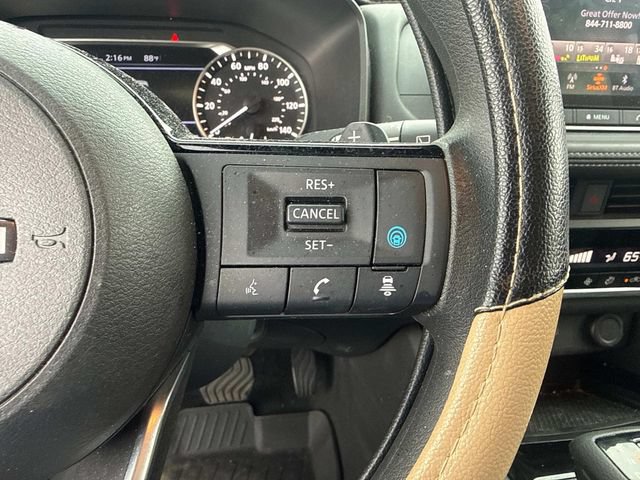 Used 2023 Nissan Rogue SV FWD image 28