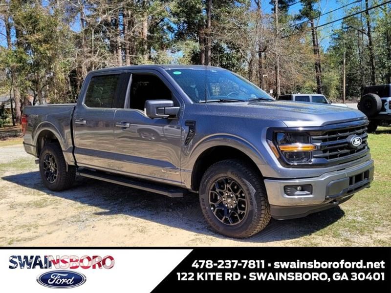 New 2025 Ford F150 XLT w/ Equipment Group 302A MID