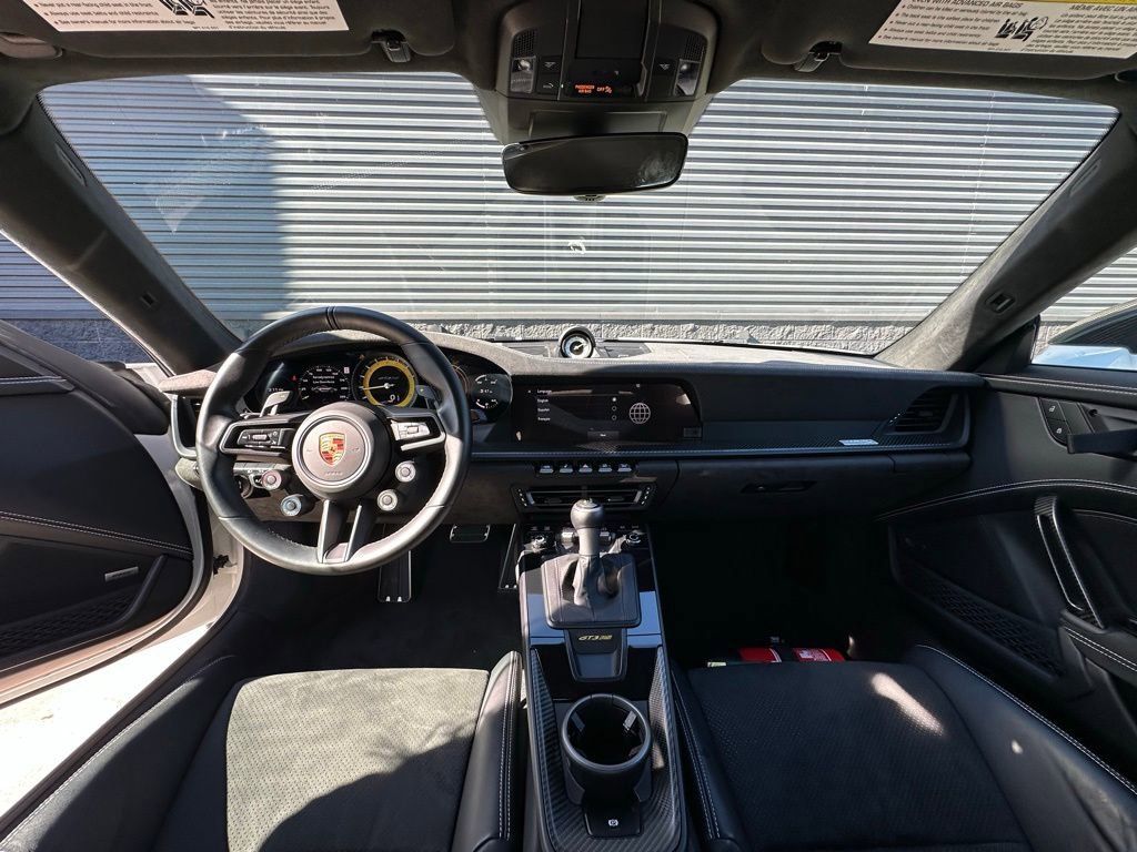 Certified 2025 Porsche 911 GT3 RS RWD image 6