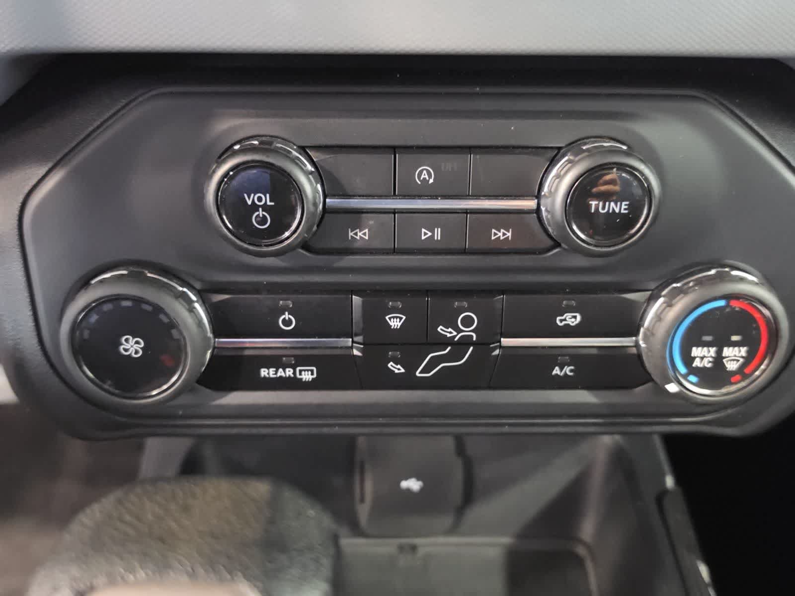 Used 2023 Ford Bronco 4-Door AWD/4WD image 24