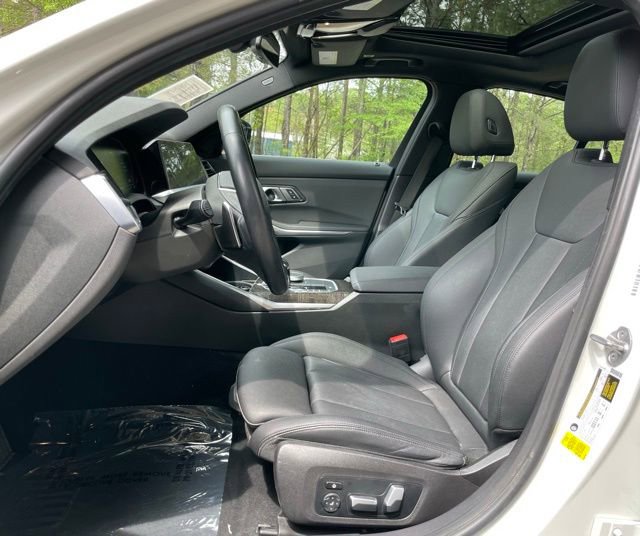 Used 2021 BMW 330i Sedan w/ Convenience Package image 14