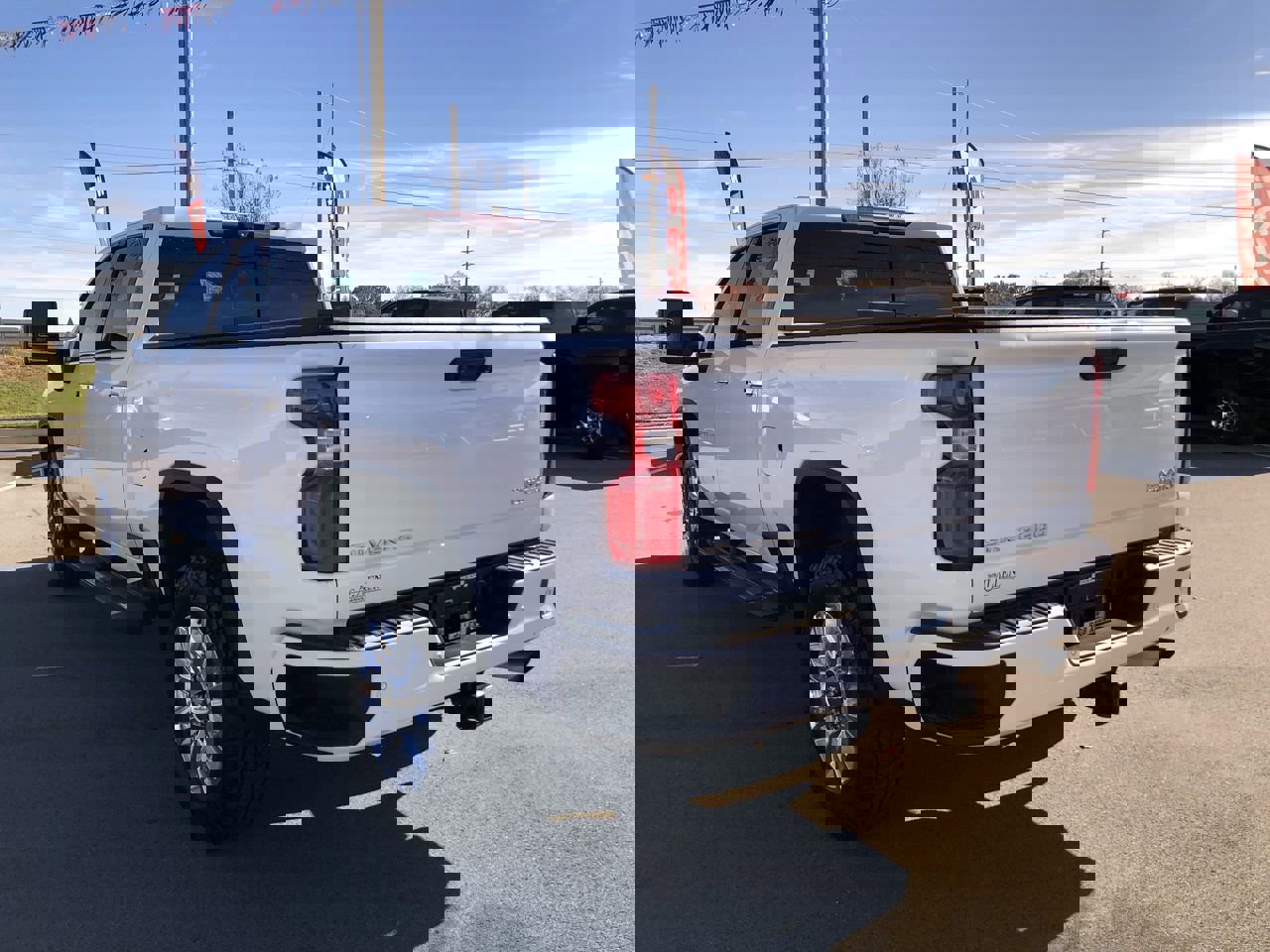 Used 2021 Chevrolet Silverado 2500 High Country w/ Z71 Off-Road Package image 4