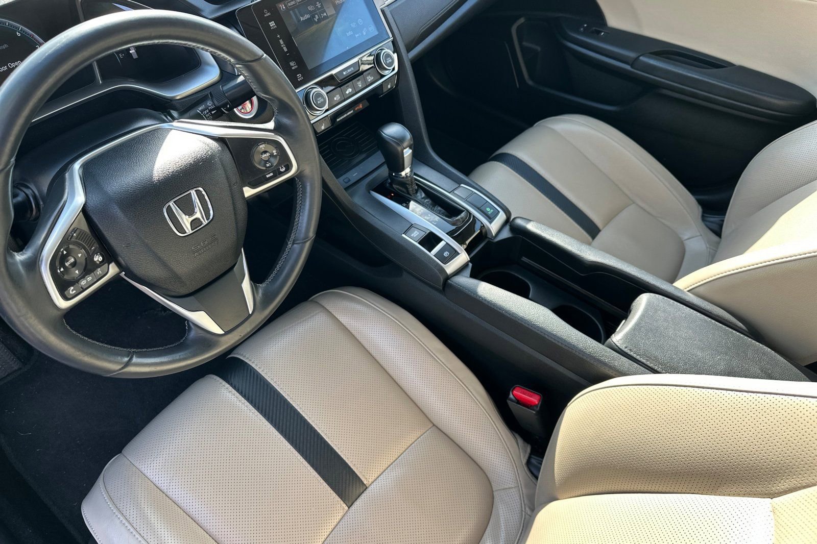 Used 2017 Honda Civic EX-L image 7