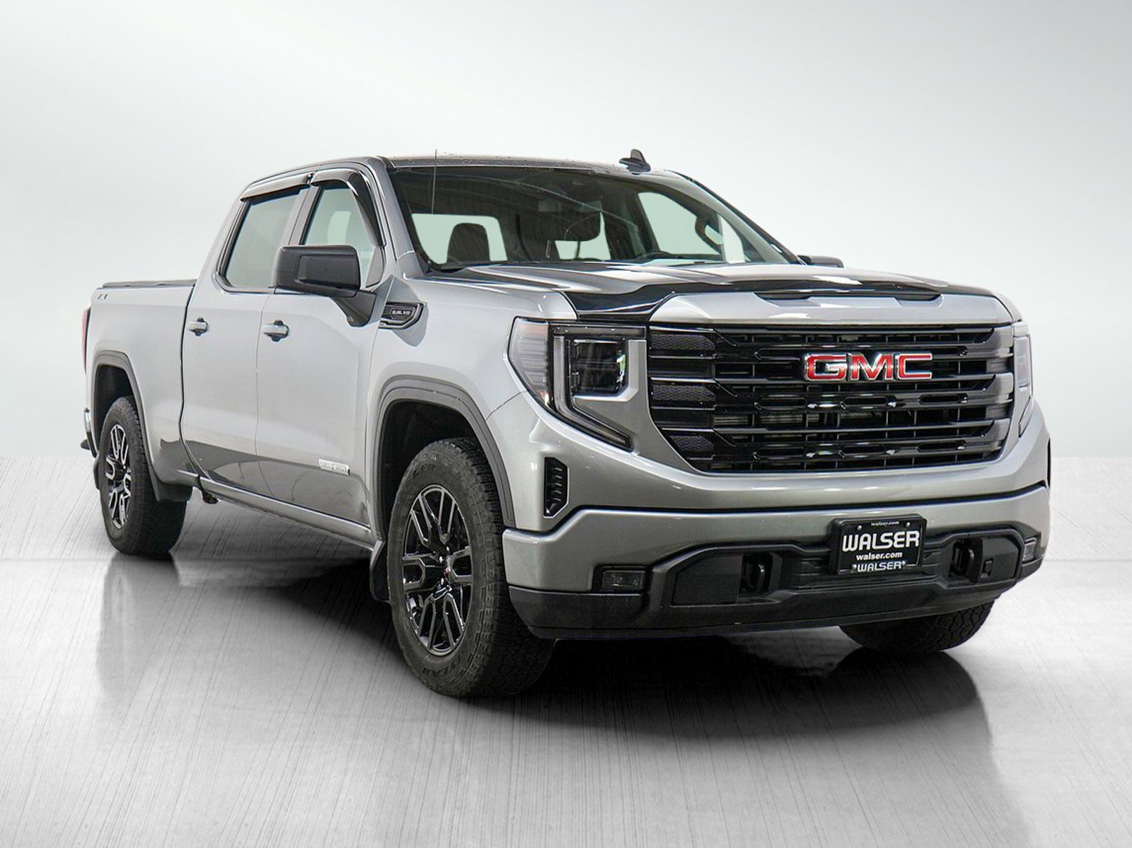 Used 2025 GMC Sierra 1500 Elevation w/ X31 Off-Road Package AWD/4WD image 7