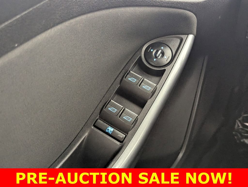 Used 2013 Ford Focus Titanium image 15