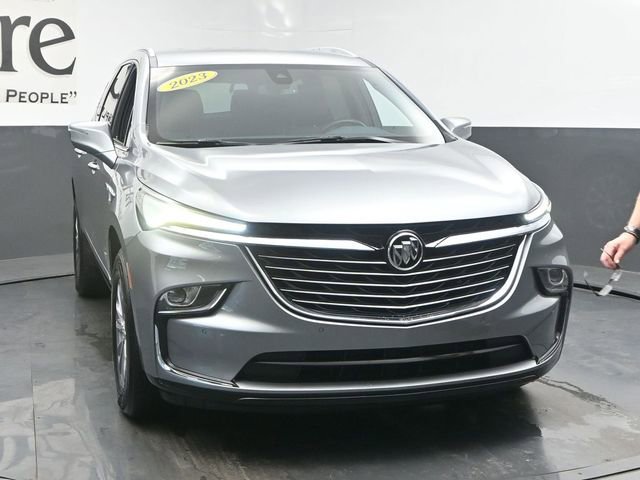 Used 2023 Buick Enclave Essence w/ LPO, Floor Liner Package FWD image 41