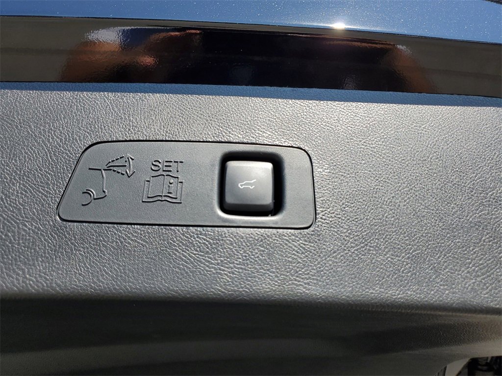 New 2026 Lincoln Corsair Premiere image 7