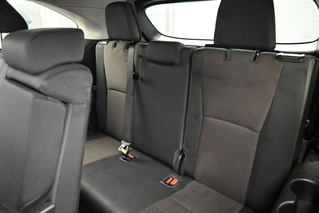 Used 2022 Toyota Highlander L AWD/4WD image 13