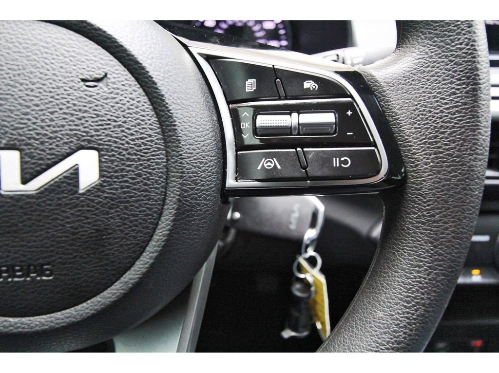 Used 2024 Kia Forte LXS image 16