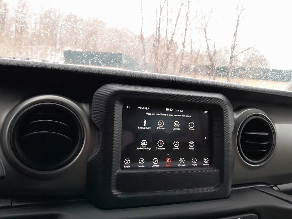 Used 2021 Jeep Wrangler Sport S image 21